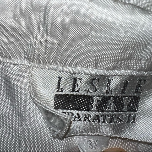 Leslie Fay White Short Sleeved Button Down Blouse with Sequined Fruit Size 3X - Picture 4 of 11